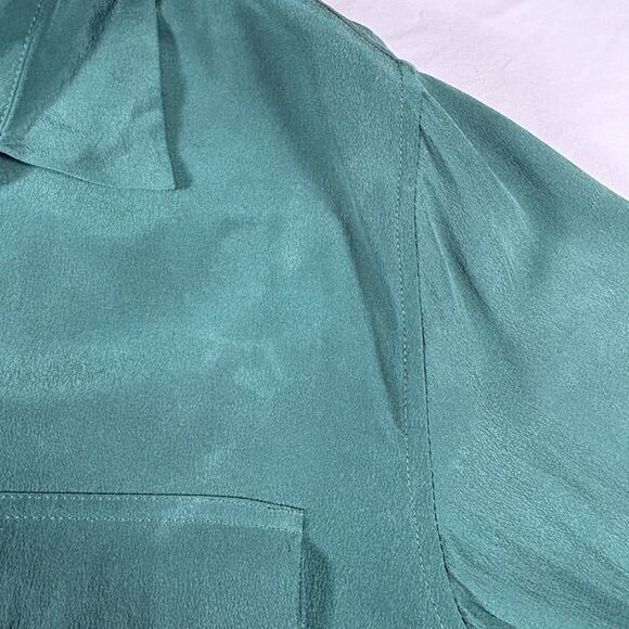 Equipment Femme Silk Shirt Blouse Button Up M Green Professional Timeless Preppy - Picture 5 of 11